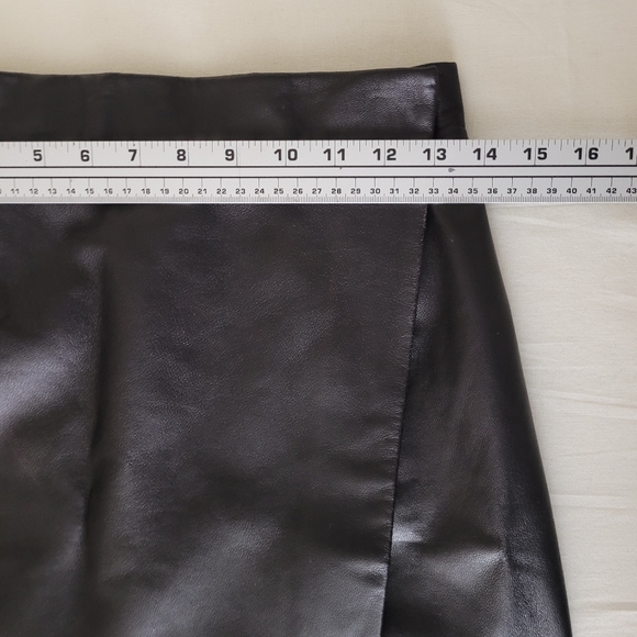 French Connection Sz 4 Brown 100% Sheep Leather Mini Wrap Skirt A-Line Supple - Picture 13 of 14
